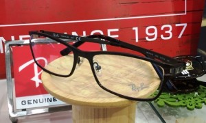 Ray-Ban メタル新入荷☆